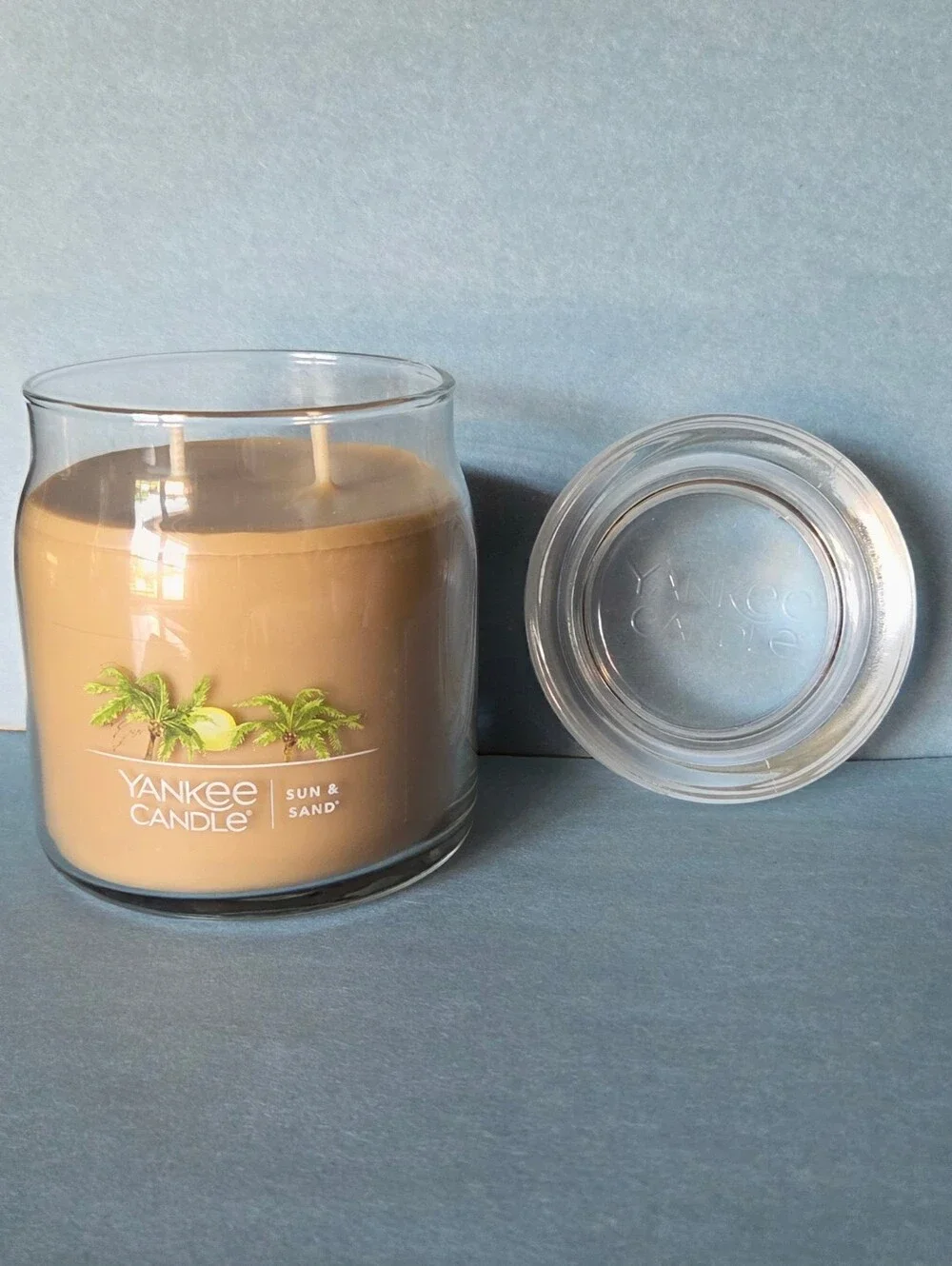 Yankee Candle Sun & Sand Home Fragrance Candle